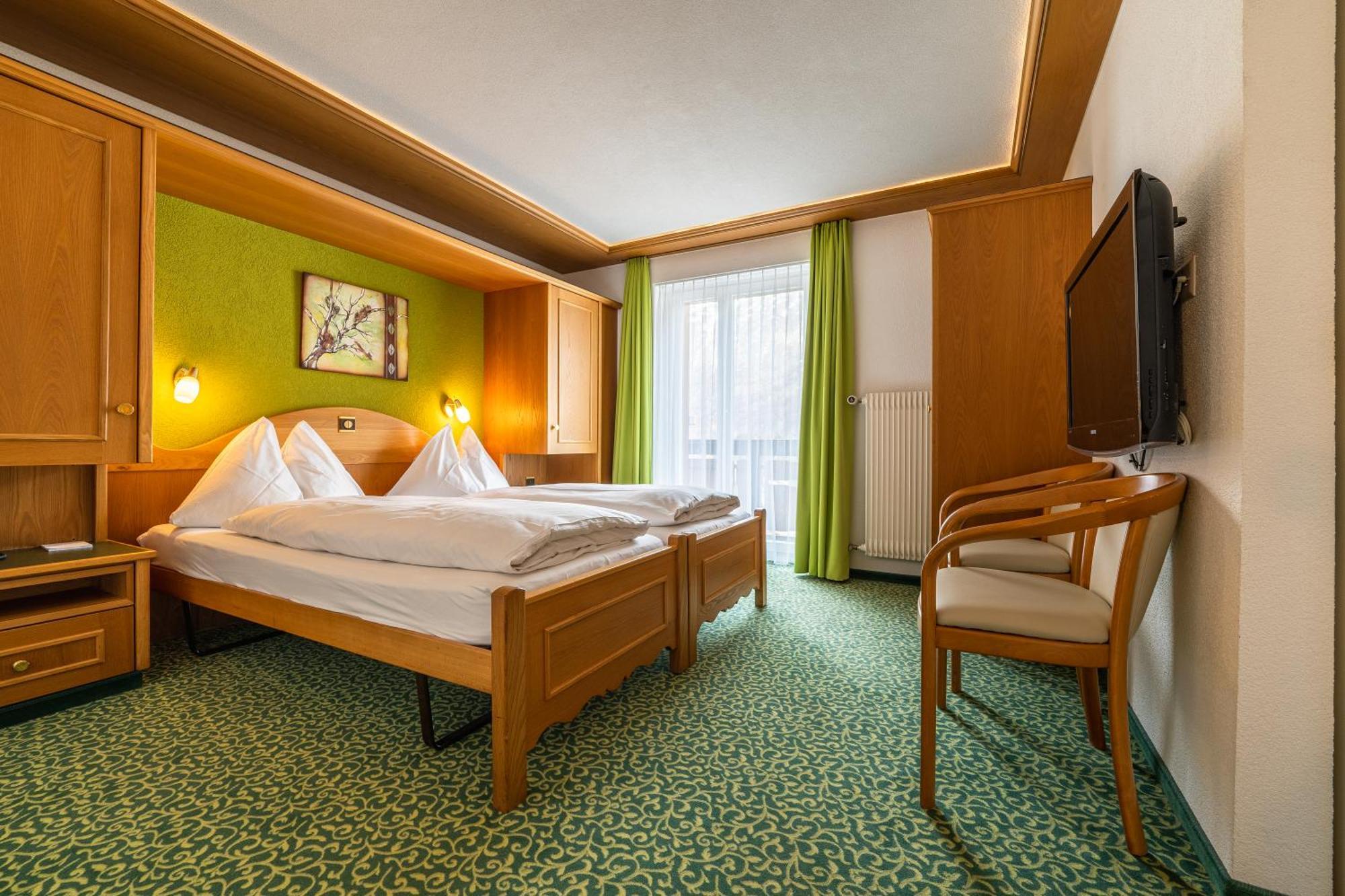 Hotel Christiania Saas-Fee Exterior photo