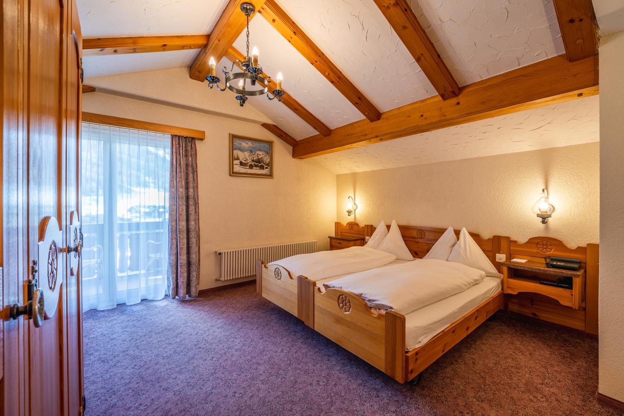 Hotel Christiania Saas-Fee Exterior photo